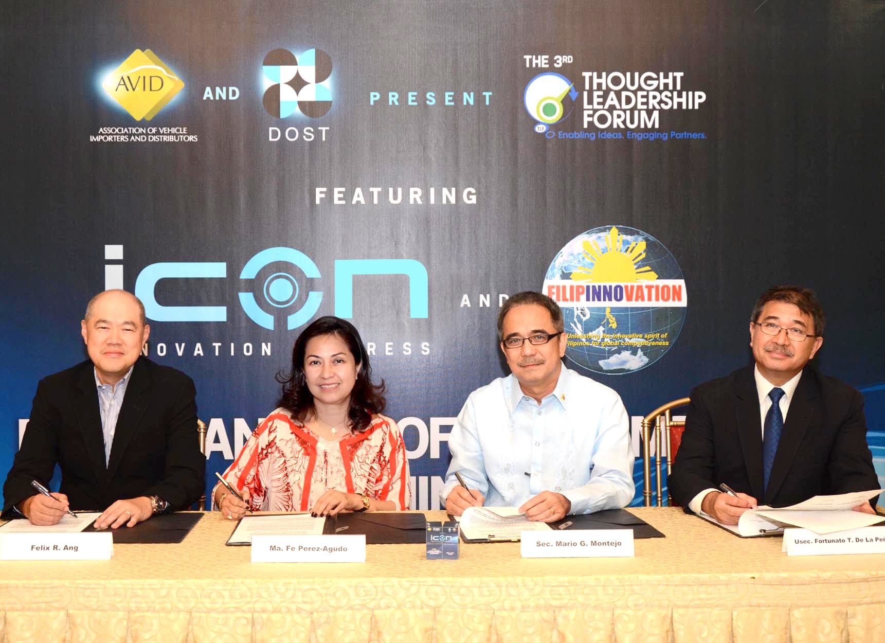 AVID and DOST representatives at the Innovation Congress